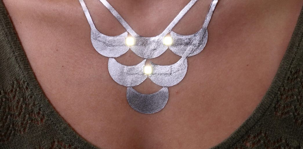 collier-tatoo-lumineux