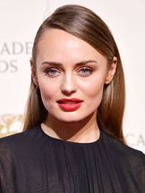 laura-haddock
